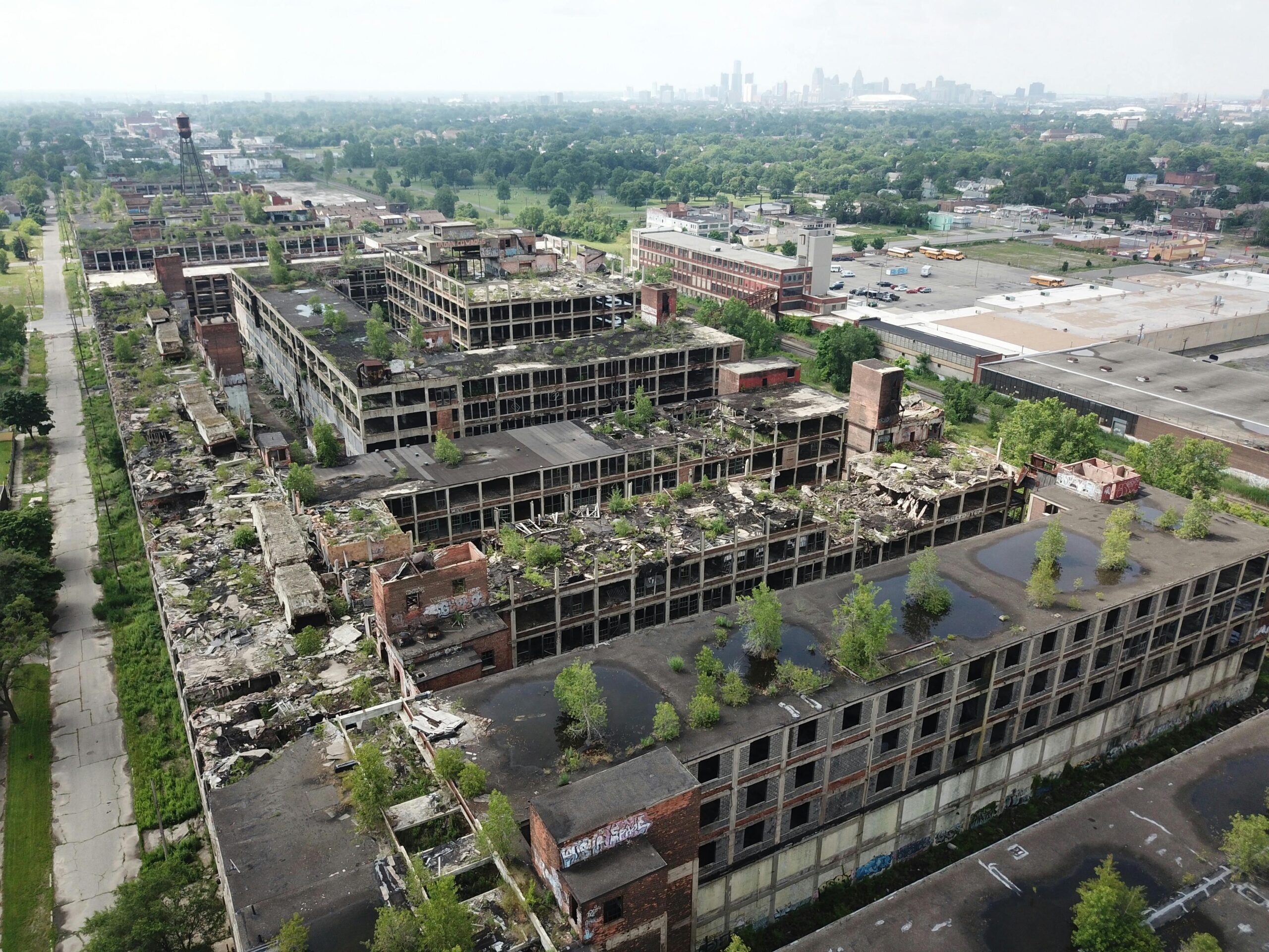 Detroit skyline<br />